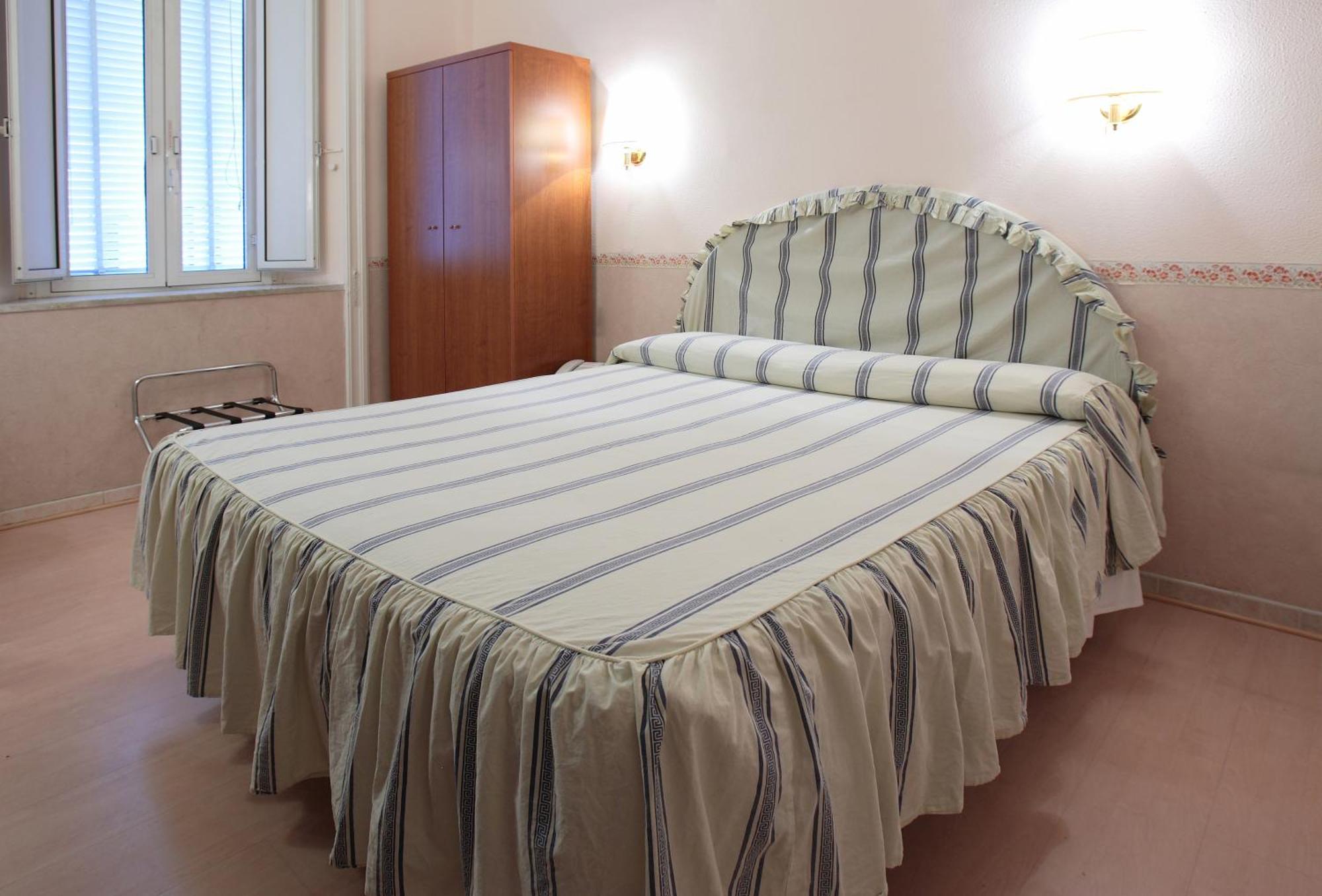 Hotel Lazzari — Photos 3